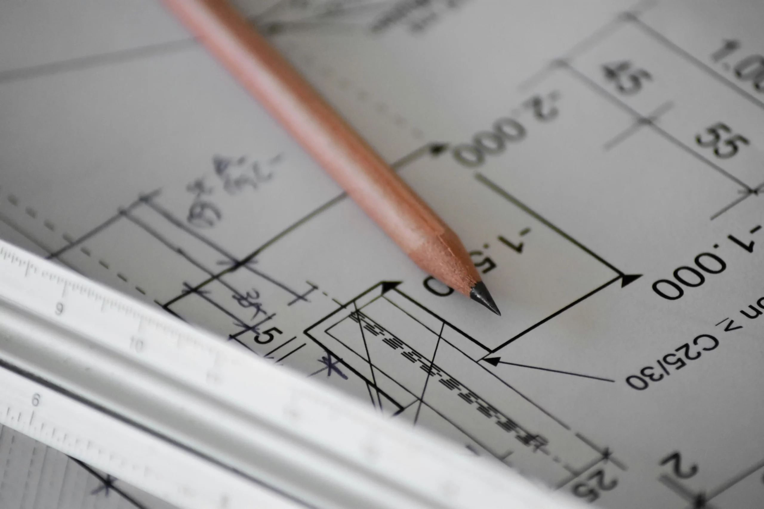 Échange entre BE Home et un client lors de la conception d'un projet sur mesure